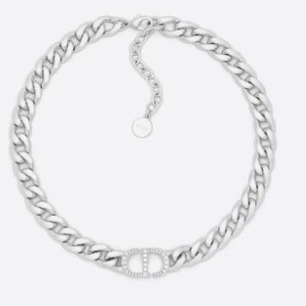 Dior 30 Montaigne Necklace In Silver 🤍 Sold Out in stores!